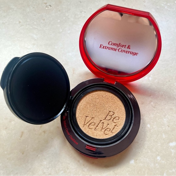 Makeup Bundle - Picture 4 of 5